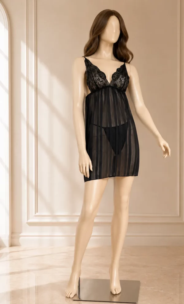 neglige-soie-noir-dentelle