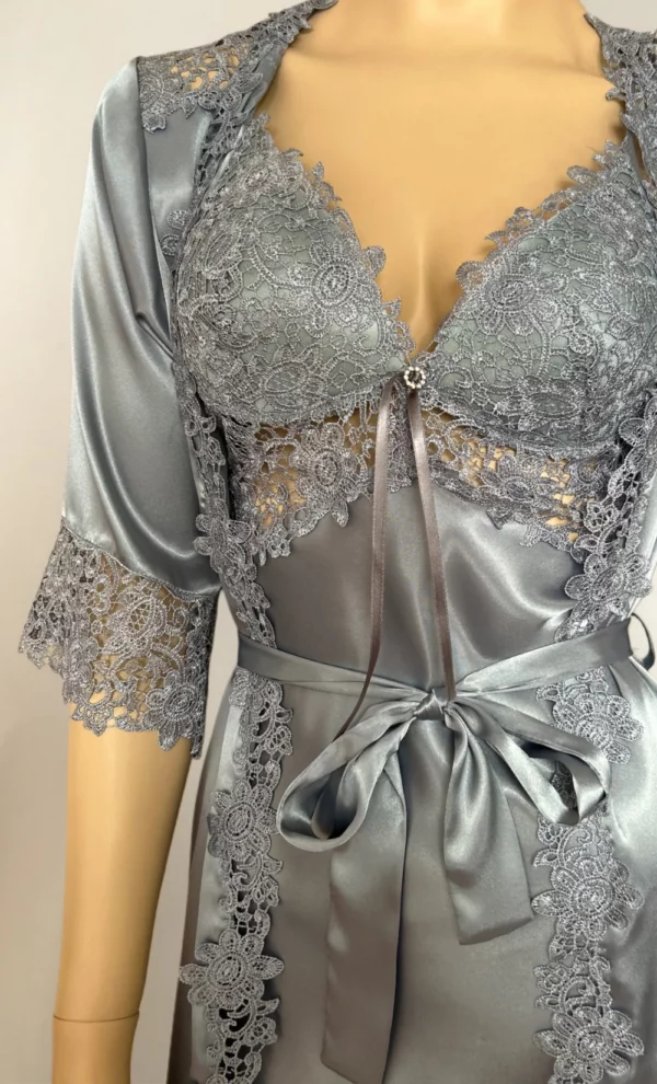 nuisette-soie-grise-dentelle