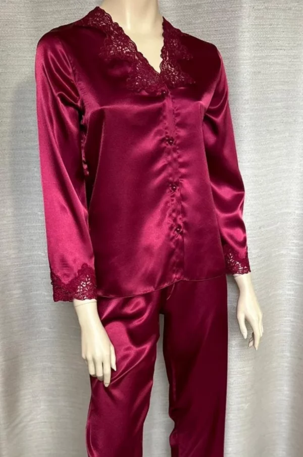 La  Précieuse (pyjama)
