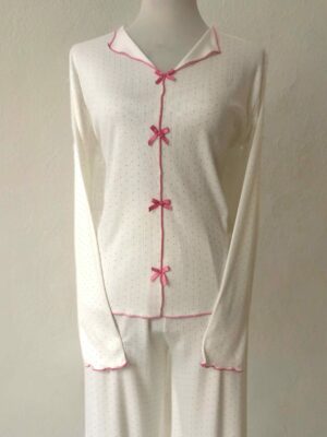 Pyjama femme blanc à pois roses avec col V – fabrication turque